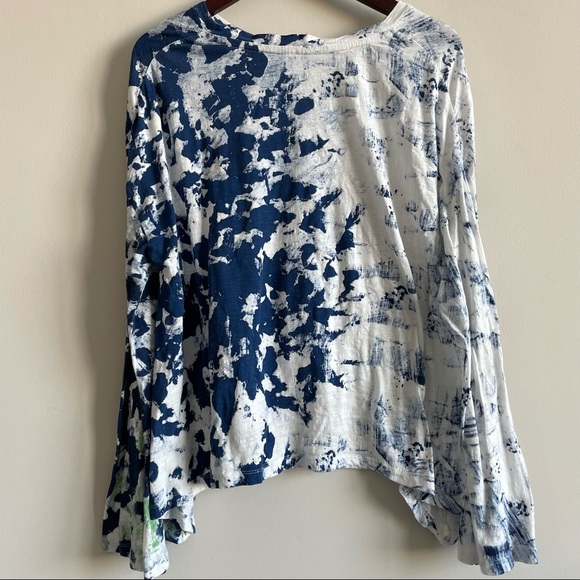 Akemi + Kin Graffito Tee - Picture 9 of 13